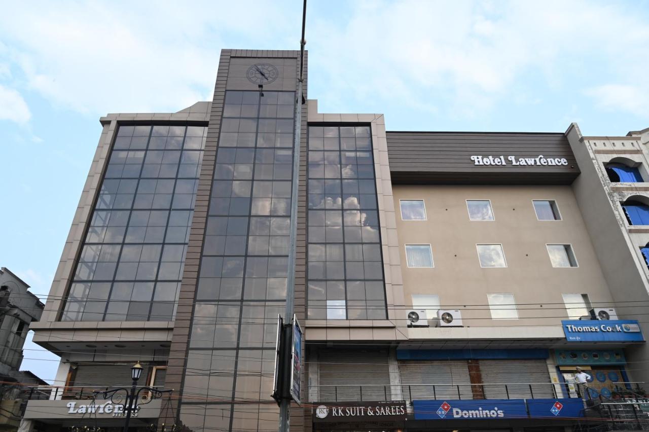 אמריצר Hotel Lawrence מראה חיצוני תמונה