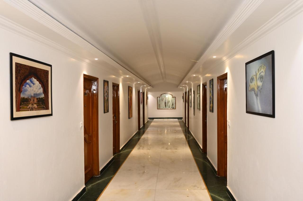 אמריצר Hotel Lawrence מראה חיצוני תמונה
