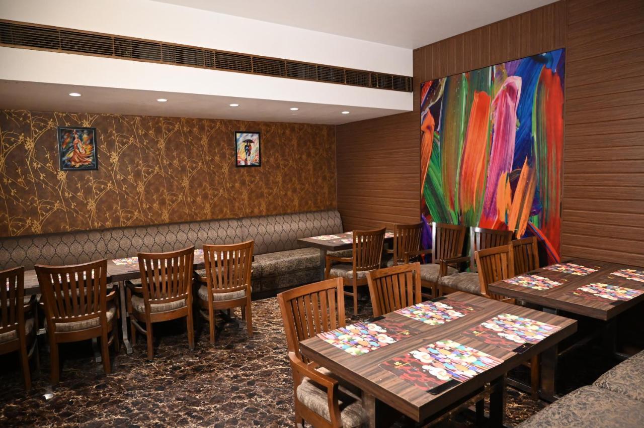 אמריצר Hotel Lawrence מראה חיצוני תמונה