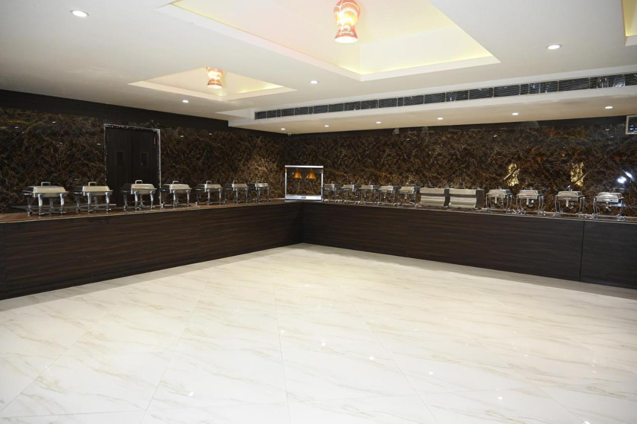 אמריצר Hotel Lawrence מראה חיצוני תמונה