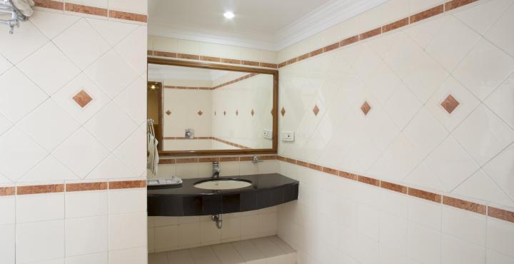 אמריצר Hotel Lawrence מראה חיצוני תמונה